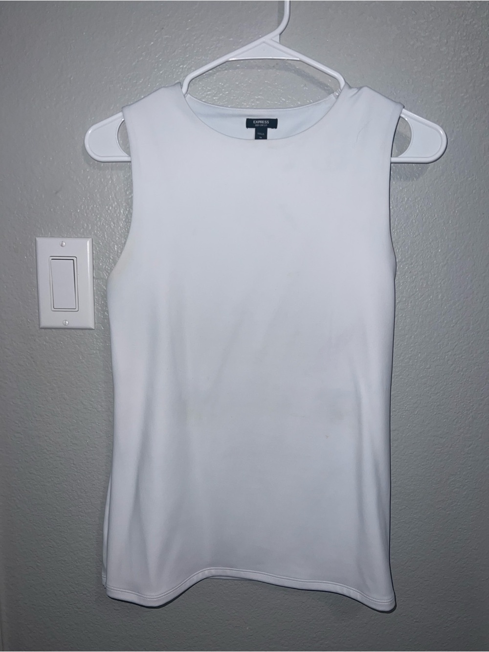 Express White Sleeveless Crewneck Tank